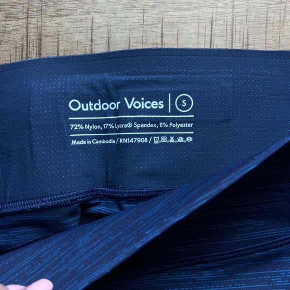 Outdoor Voices TechSwsat 3/4 Laggings - Picture 3 of 3